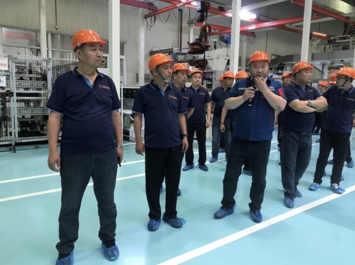 現場簽約100臺，聯合C9趟數之王成為邯鄲重卡商會的“心頭好”！