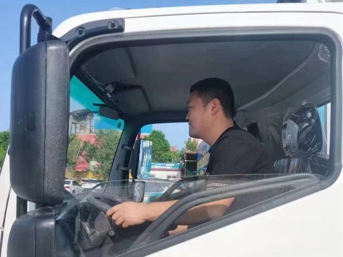 用冷鏈1號·帥鈴冰博士把點對點冷鏈運輸做深，他對行業有自己的理解