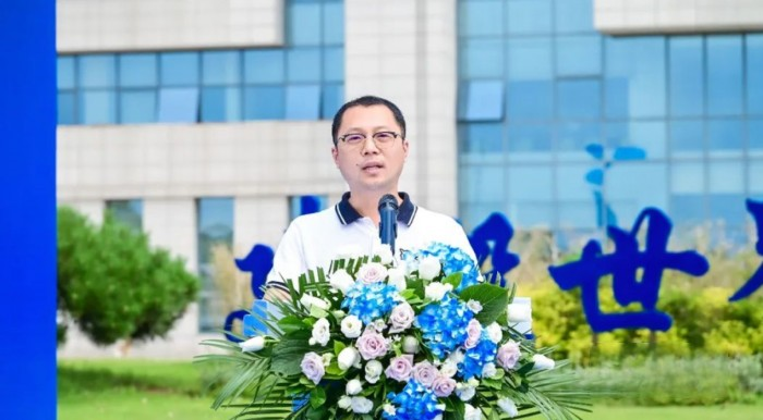 造車新勢力 共創(chuàng)星未來 ，徐工漢馳50臺純電動五小工程車發(fā)車！