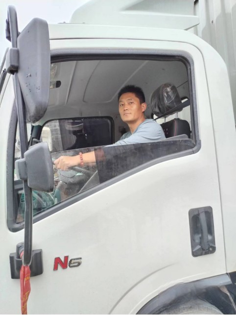 專業底盤舒適座艙更省錢 江淮運多多N6靠實力征服張倫亮的心