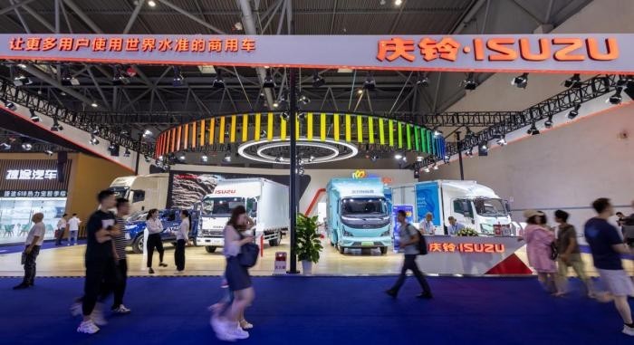 綠擎智享 鈴創(chuàng)未來！慶鈴五十鈴多款精品車型亮相第二十五屆重慶車展