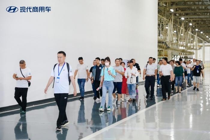 匠心品質 暖心服務 現代商用車工廠開放日完美收官