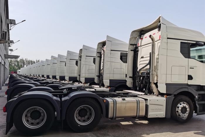 曼恩一次性交付25輛TGX牽引車 助力昊銳物流實現高效品質運輸