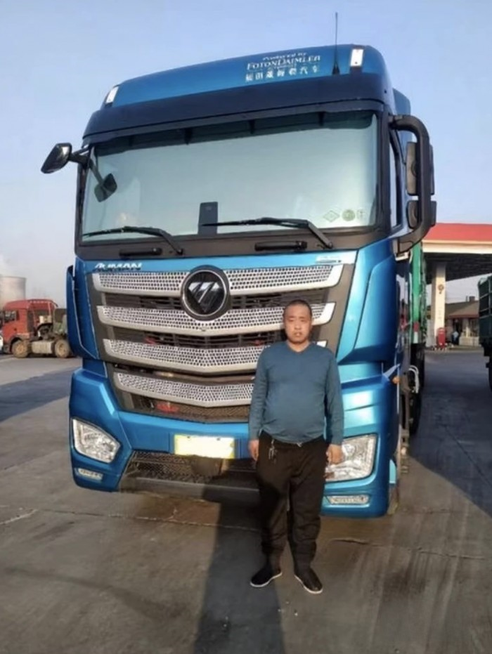 突圍奔富困局,歐曼燃氣重卡續寫劉師傅運輸人生!