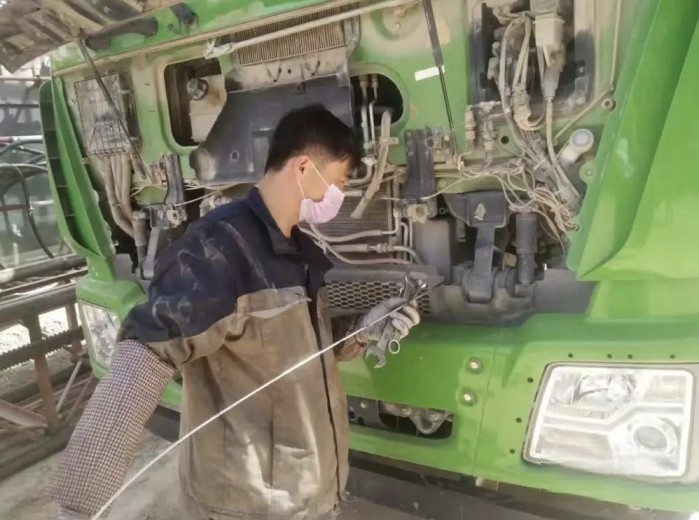 歐曼全勤王服務 成就工程運輸卡友全勤稱王!