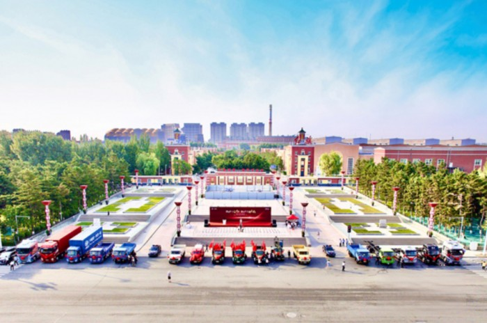 追風趕月莫停留!解放“四大”邁出重卡之路第一步