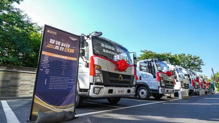 中國重汽HOWO輕卡金悍將燃動11城 7星品質(zhì)掀購車狂潮