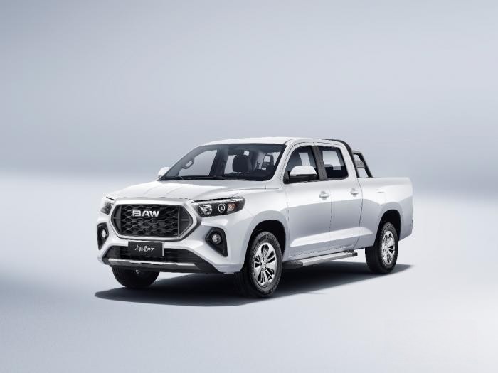 為奮斗者代言 北汽制造創(chuàng)富雙子星8AT超值上市！