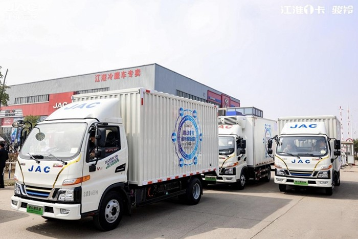 夏天太熱運輸怎么辦，混動1號駿鈴聚寶盆給你冷鏈冷藏答案