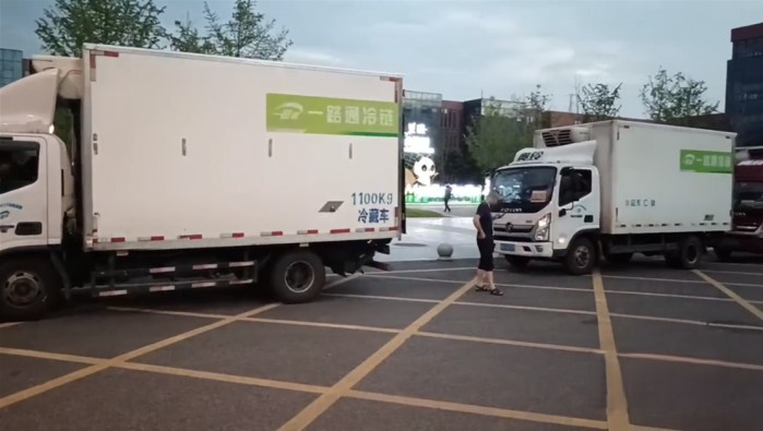 成都大運會:精彩紛呈的背后,奧鈴北極熊冷藏車一路保障