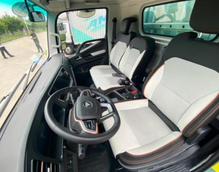 專為新手卡友打造，福田汽車自動擋輕卡助力城配運輸