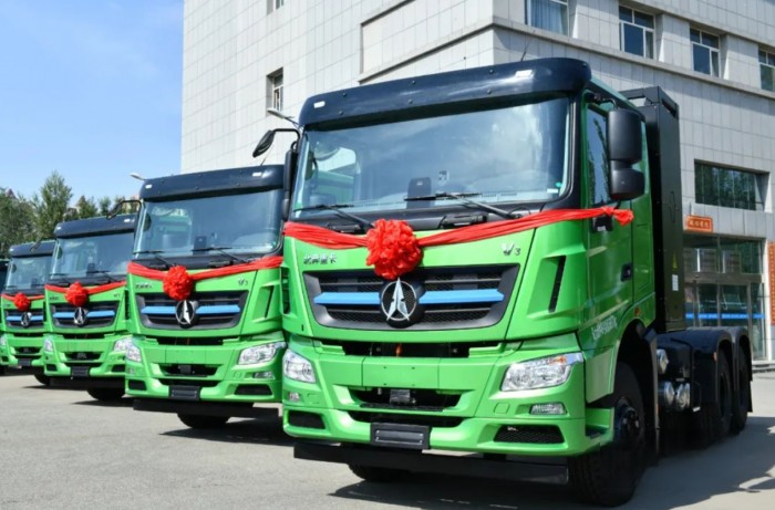 合作共贏 北奔新能源重卡交付凌源宏鋼