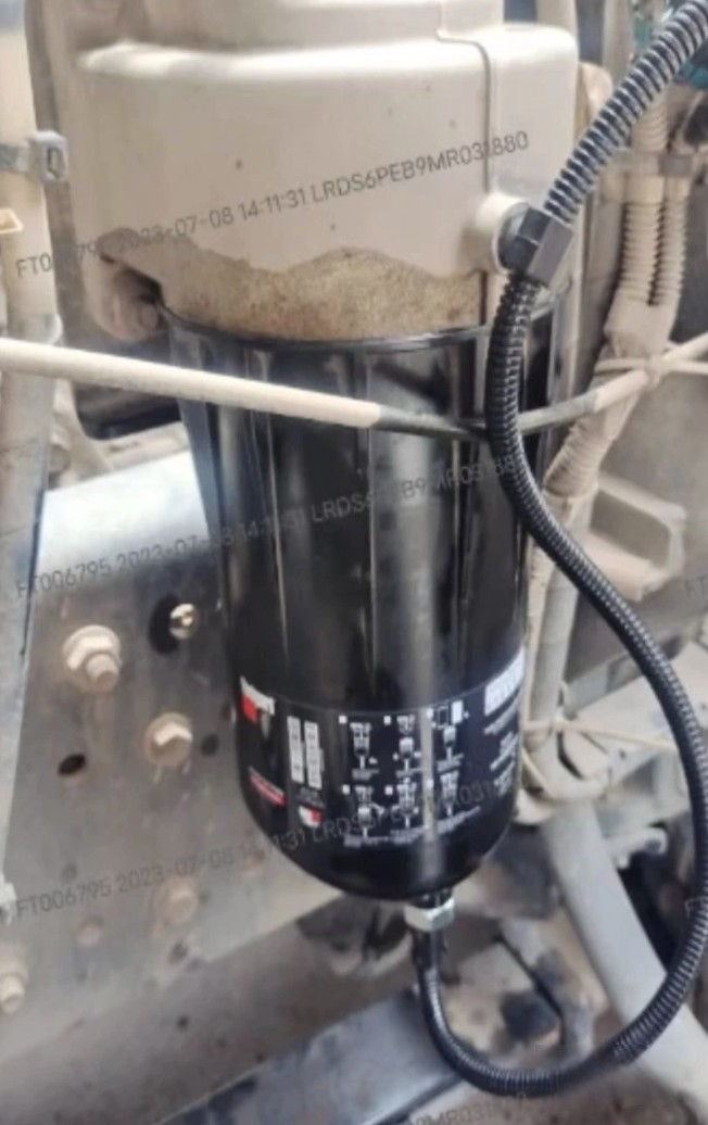 福田戴姆勒321閃修服務:一路愜意運輸,讓天路變坦途!