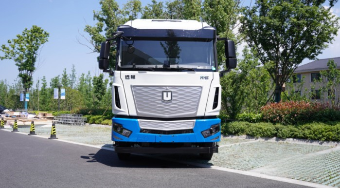 引領高效綠運 遠程H7E純電牽引車助力行業零碳升級