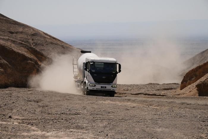 國內最大規模新能源商用車高溫測試！比亞迪圓滿完成極限挑戰