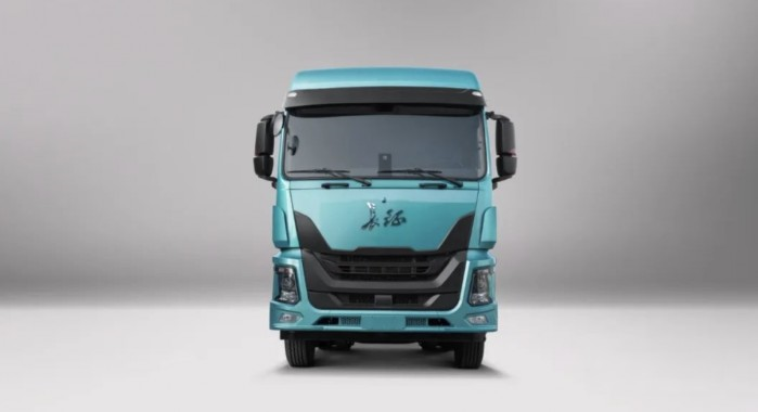 同為牽引車(chē),你選“跑的遠(yuǎn)”還是“拉的多”?