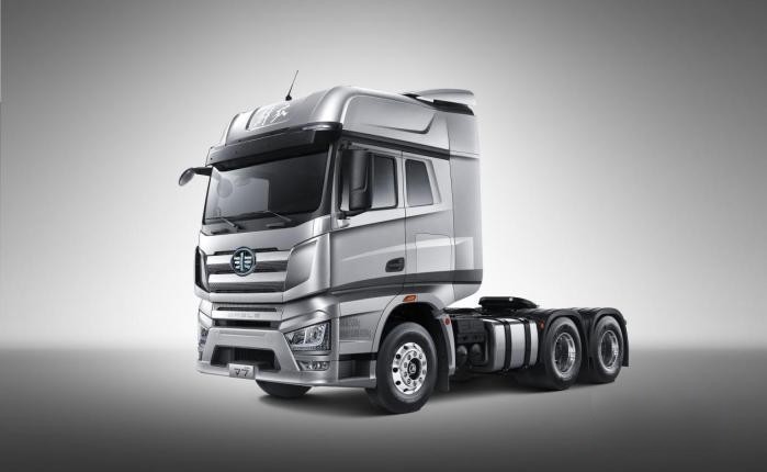 重卡“天花板”-解放J7引領“節油”新時代