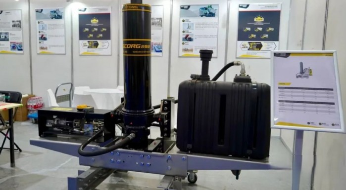 比同級別油箱重量減輕2/3 吉奧格液壓產品亮相第十九屆中國（梁山）專用汽車展覽會