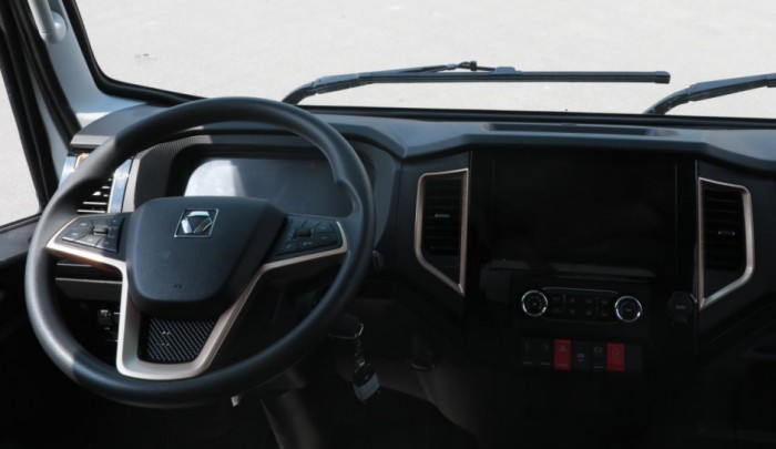 輕卡界精英 “六邊形”戰(zhàn)士徐工漢馳巨能星夠頂流