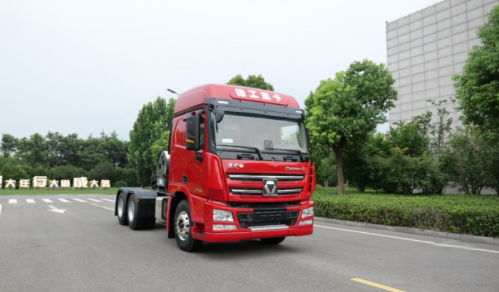 氣勢如虹!30臺漢風XG1H 燃氣牽引車熱銷河南