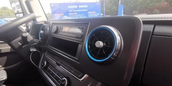 試駕福田歐馬可S1自動(dòng)擋輕卡:舒適天花板豈止于解放手與腳