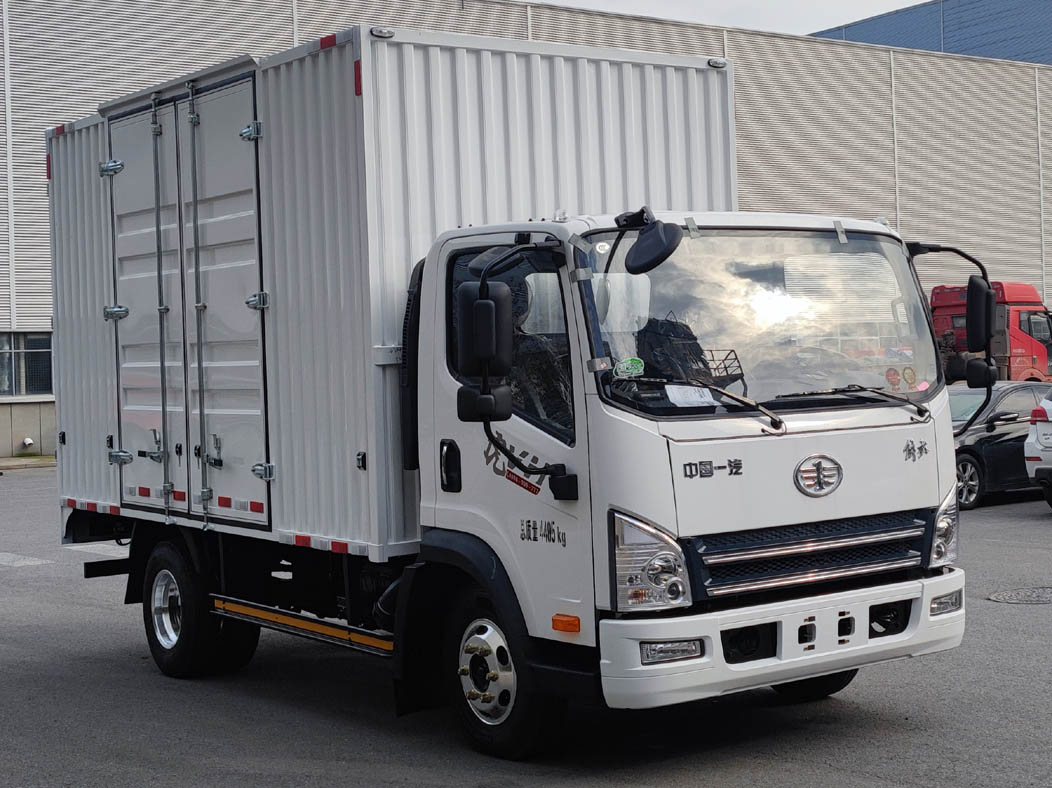 解放 J6F 160馬力 3.78米排半廂式輕卡(國六)(CA5048XXYP40K41L2E6A84)